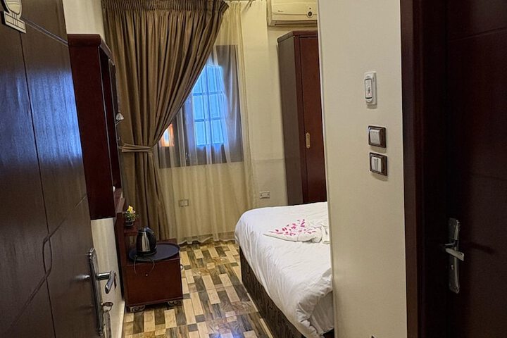 Room 3 of 23