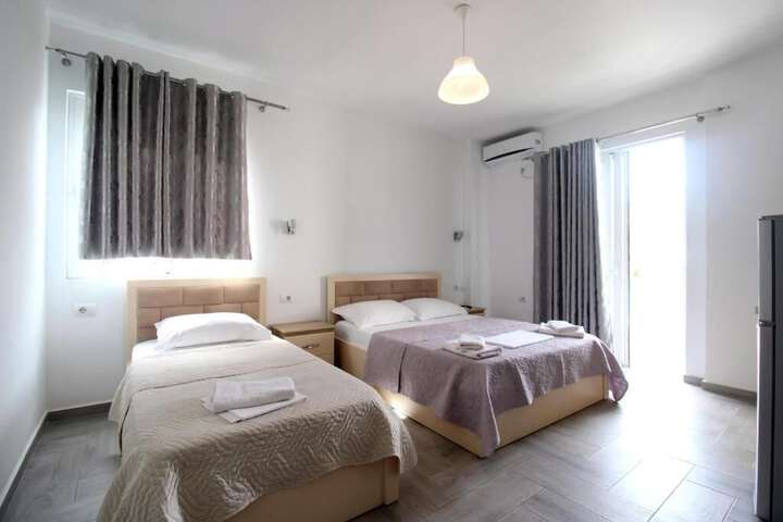 Room 30 of 86