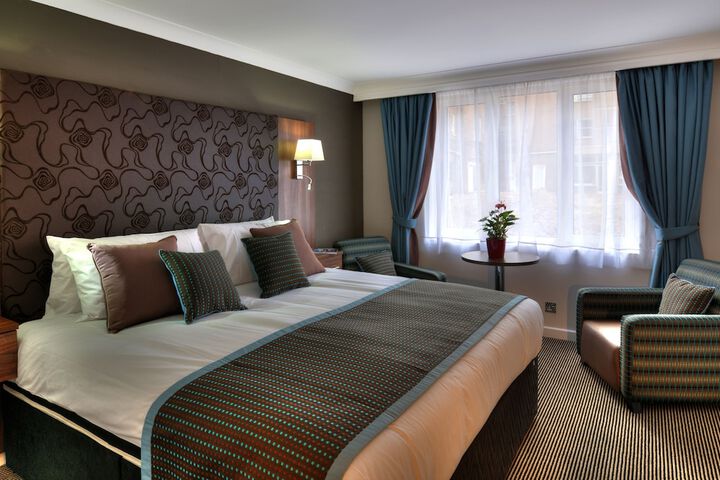 Hero Image 1 of 46