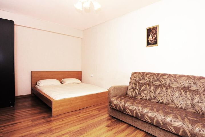 Room 6 of 26