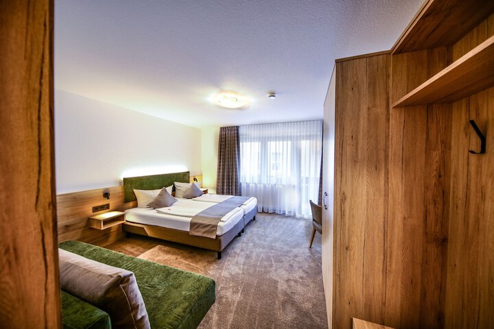 Room 14 of 41