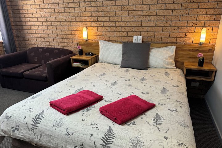 Room 37 of 44