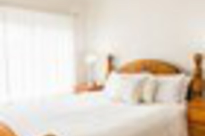Room 14 of 120