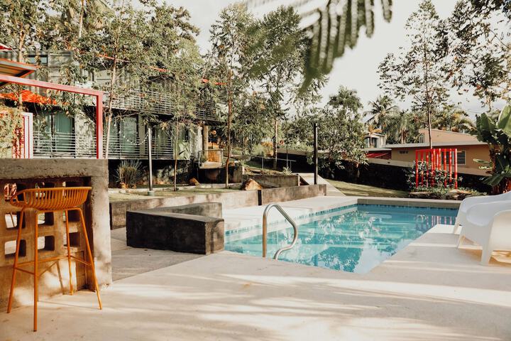 Pool 20 of 41