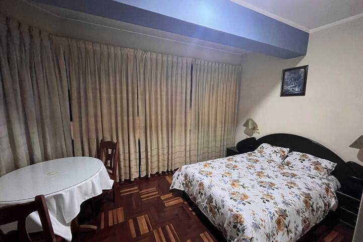Room 13 of 20