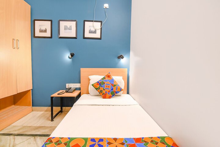 Room 29 of 34