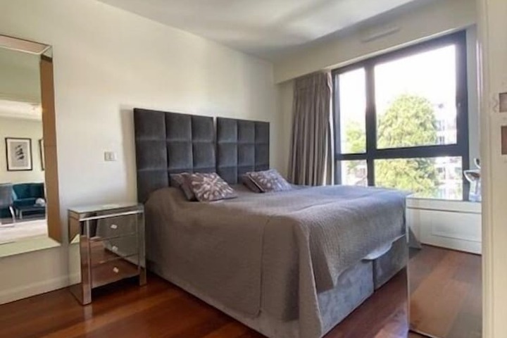 Room 8 of 69