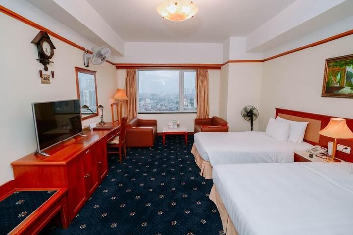 Room 35 of 119