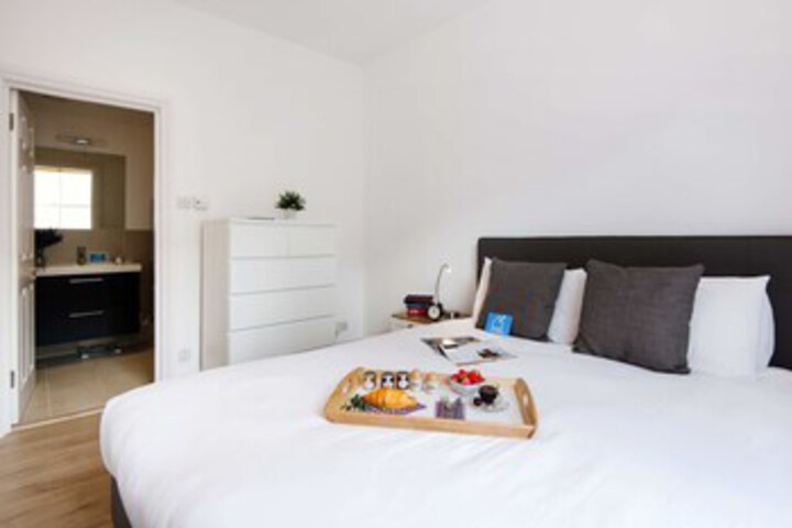 Room 17 of 21