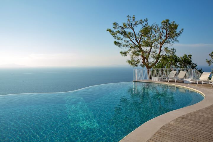 Pool 41 of 62