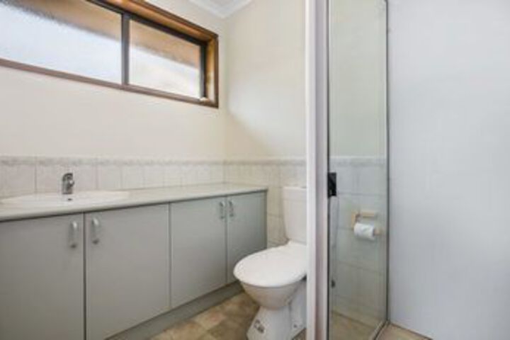 Room 2 of 11