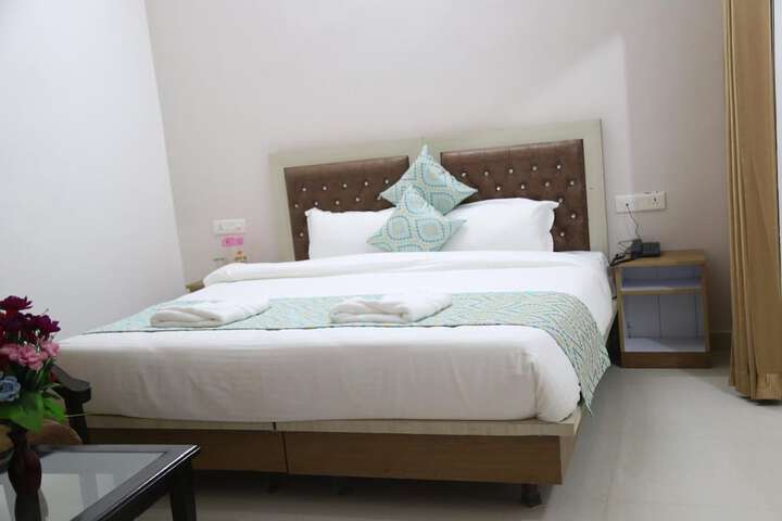 Room 19 of 32