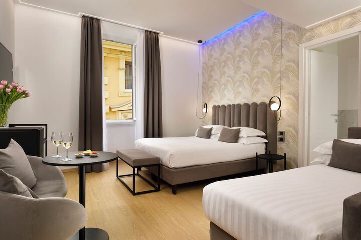 Room 34 of 68