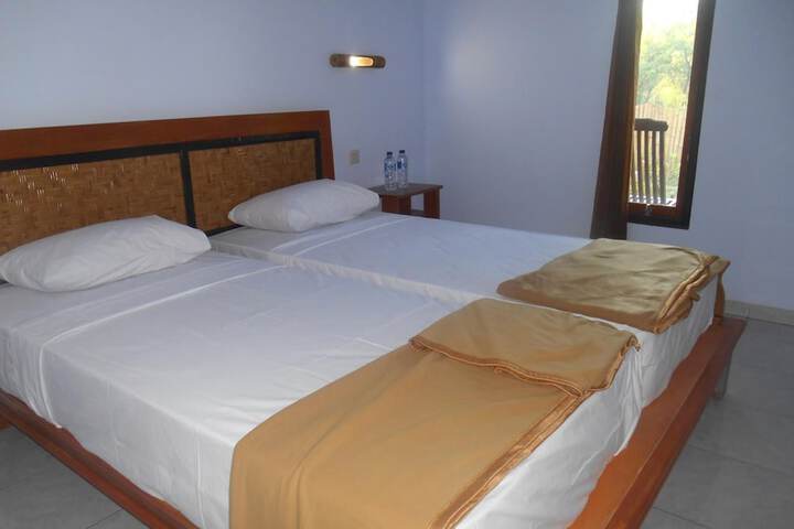 Room 14 of 69