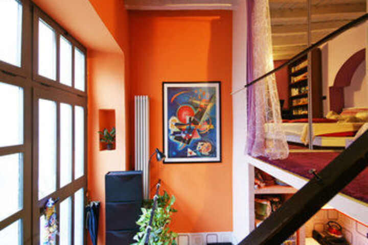 Room 4 of 73