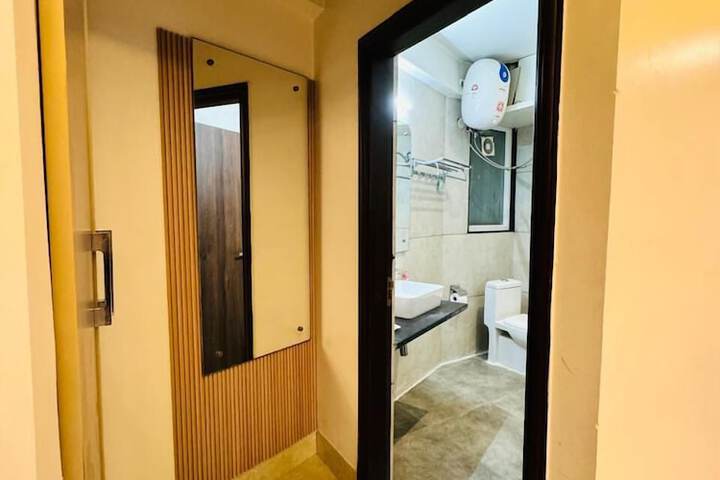 Room 36 of 79