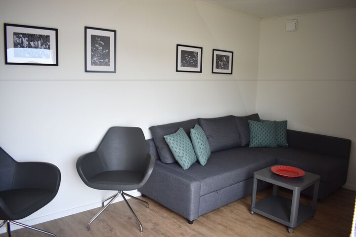 Room 9 of 66