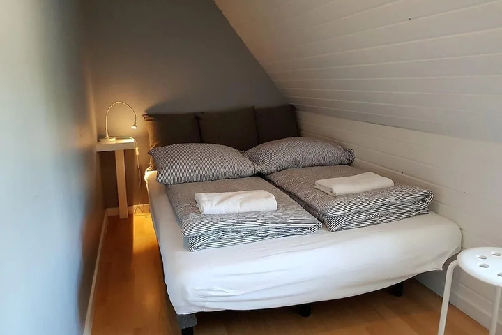 Room 3 of 14