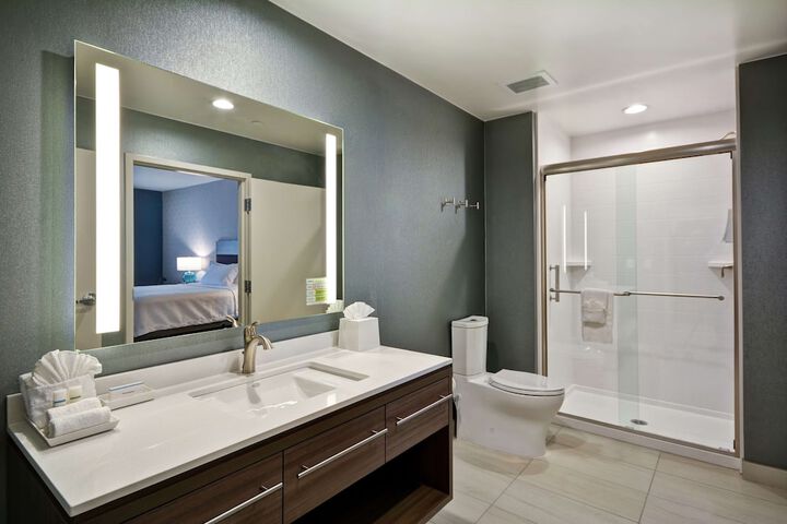 Bathroom shower