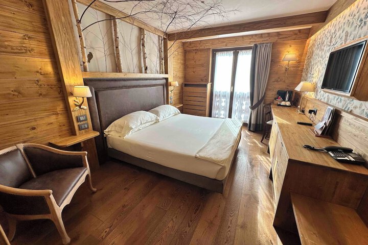 Room 56 of 172