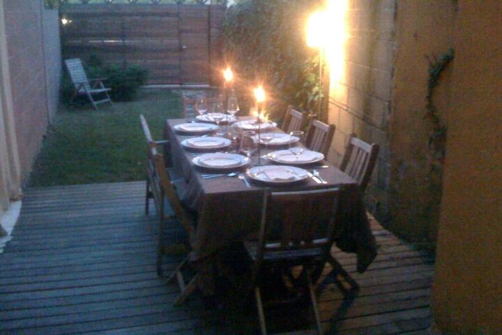Dining 10 of 24