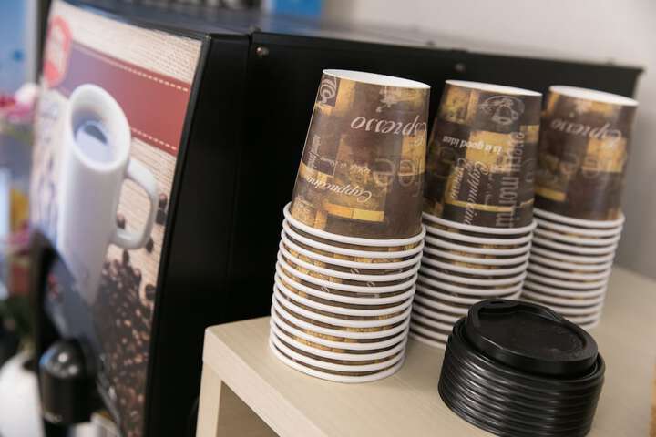 Breakfast/Coffee Service 25 of 32