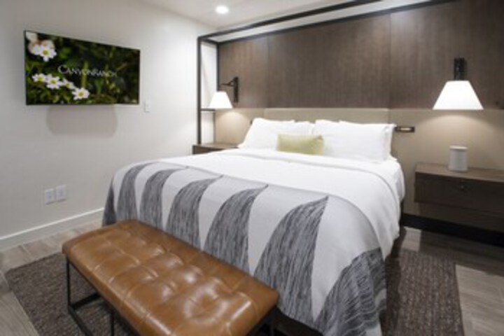 Room 77 of 82