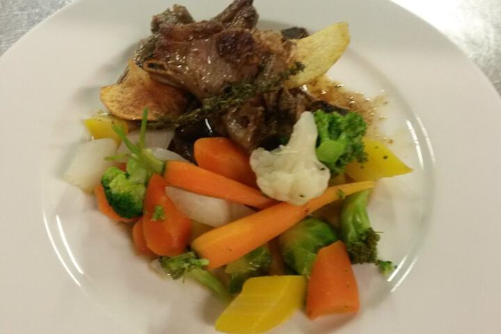 Dining 47 of 77