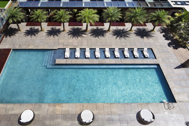 Hotel with Pool