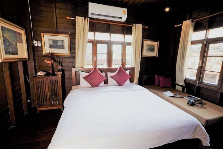 Room 30 of 50