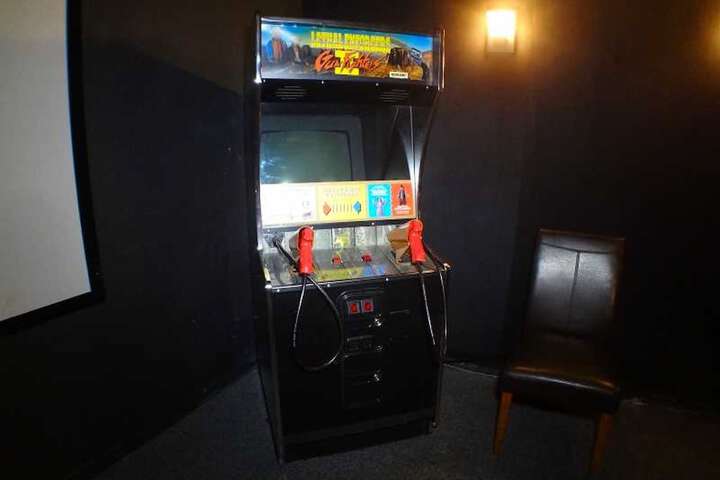 Room 62 of 87