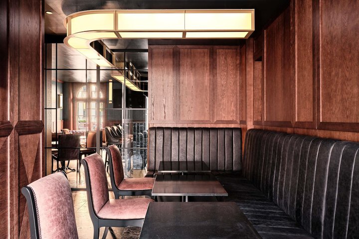 Lounge 62 of 80