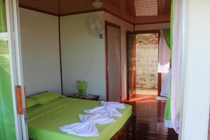 Room 4 of 44