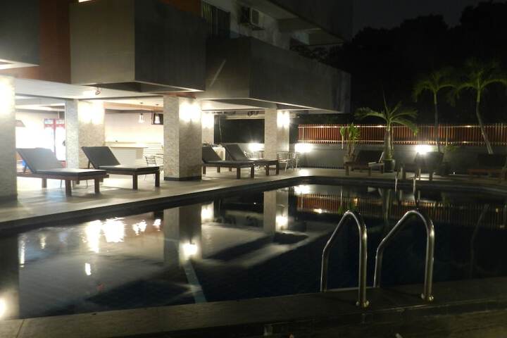 Pool 68 of 90