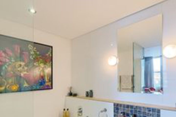 Room 3 of 23