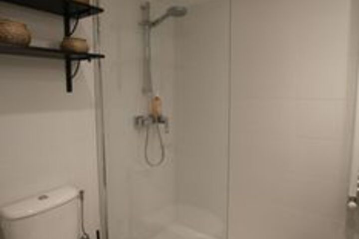 Room 3 of 23