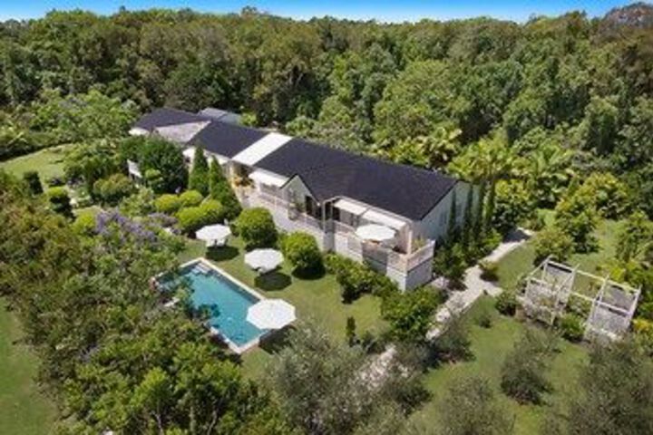 Property Grounds 25 of 27