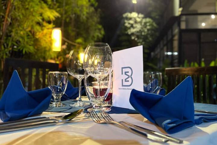 Dining 63 of 147