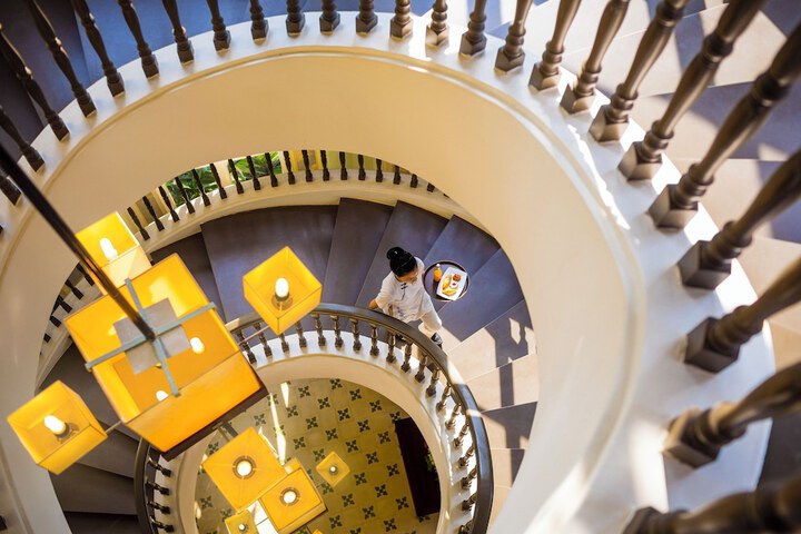 Guest Lobby