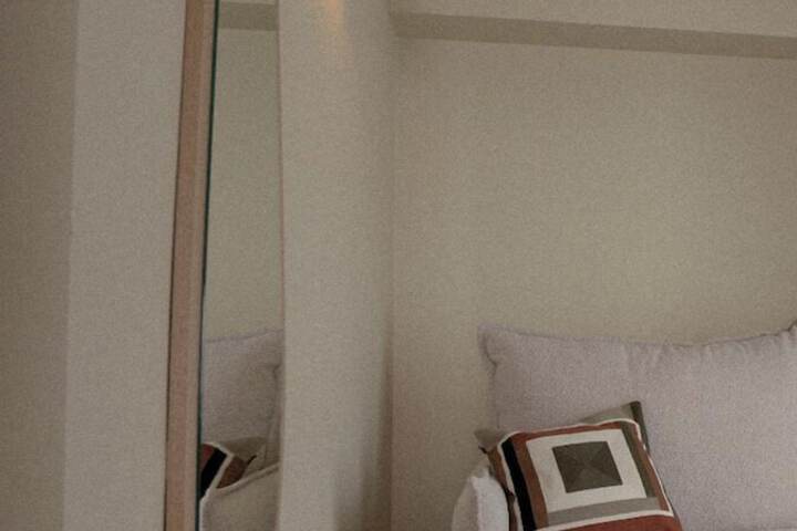 Room 44 of 63