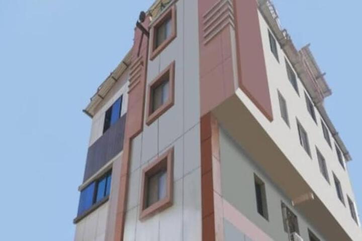The Grand Sarathi Hotel