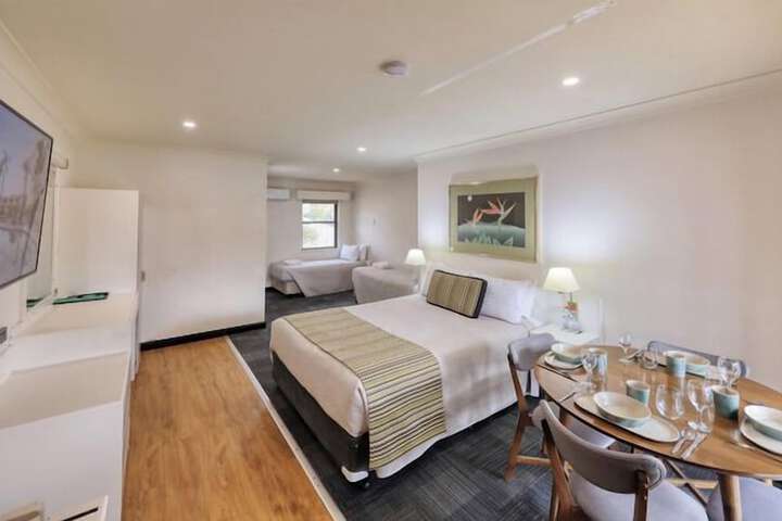 Room 18 of 46