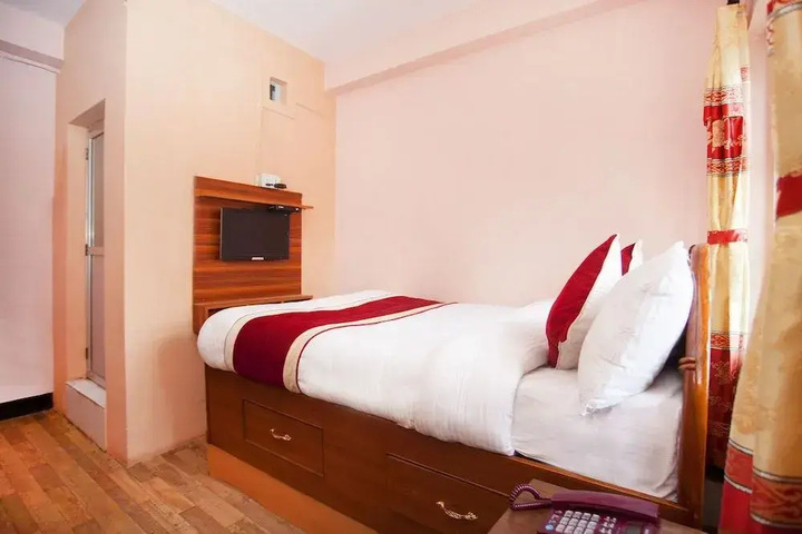 Room 2 of 13