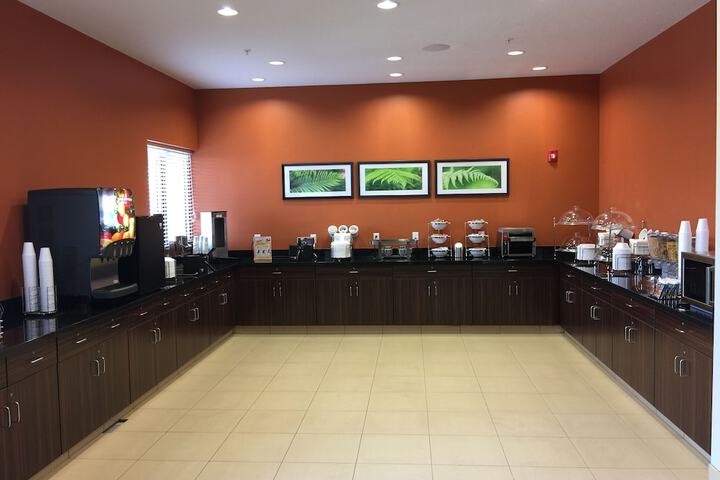 Breakfast/Coffee Service 46 of 61