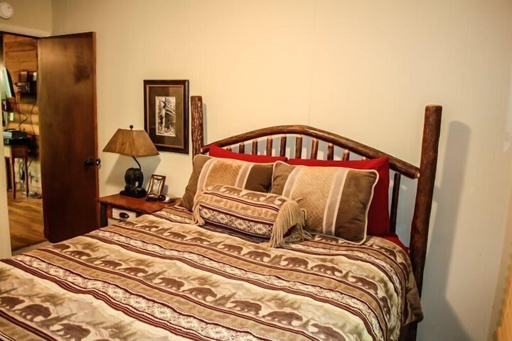 Room 3 of 54