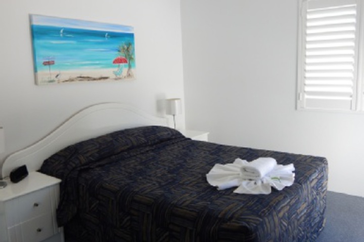 Room 83 of 560
