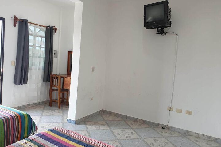 Room 12 of 40