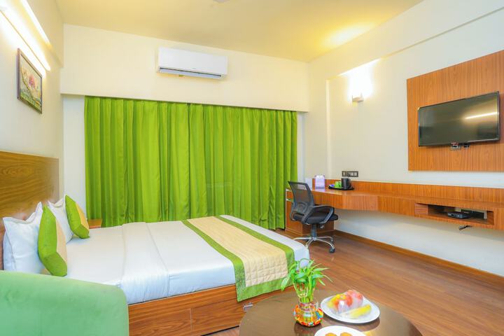 Room 9 of 54