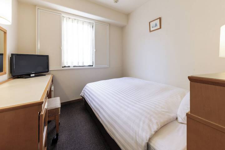 Room 21 of 61