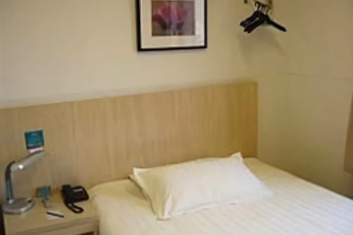 guest_rooms